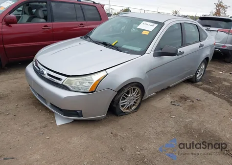 2010 Ford Focus Se из США, поврежденный, VIN 1FAHP3FN3AW107874